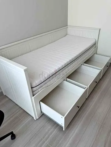 IKEA Hemnes Daybed with 2 Mattresses - Great Condition