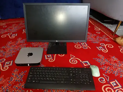 Monitor, Mac mini and Wired Keyboard + Wireless Mouse Bundle