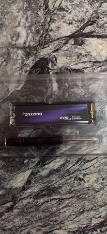 4TB SSD CARD (NEVER USED)