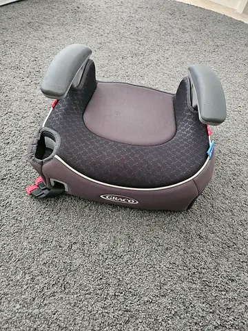 Graco Booster Car Seat (Highback/Backless) - Good Condition