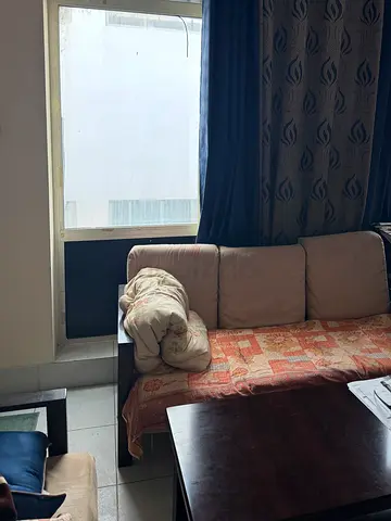 Studio apartment fully furnished available for rent at Bur Dubai