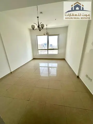 📢 **للإيجار السنوي – الخان**  🏡 شقة **غرفتين وصالة** في طابق عالٍ، مع موقف سيارة.