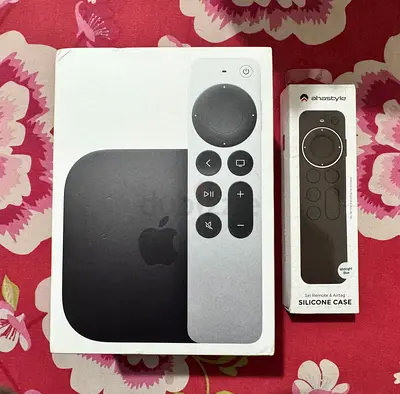 Apple TV 4K Wi‑Fi + Ethernet With 128GB Storage, 3rd Gen Black with remote case-brand new