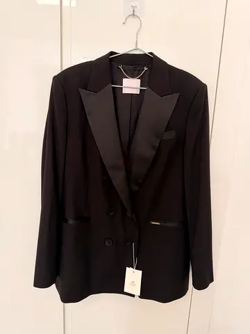 Brand New Sacoor Brothers Women’s Blazer, size L