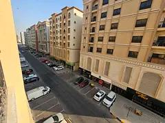 OPPOSITE SAFARI MALL 1BHK APARTMENT WITH 2BATH AND BALCONY | COVERED PARKING | OPEN VIEW
