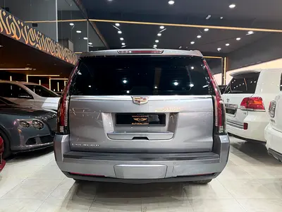 2018 Cadillac ESCALADE 缩略图 4