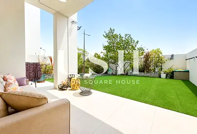 Modern Sleek Upgrades l Single Row l Vacant on Transfer
