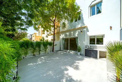Brand New | Backs Pool & Park | 3 Bedroom