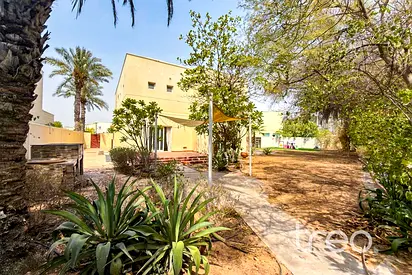 Massive plot | Desirable location | Vacant