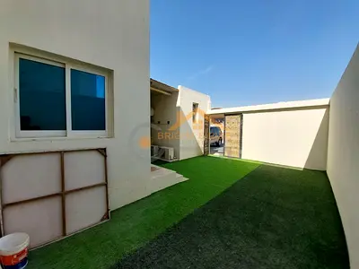 Spacious 5 Bedroom Villa | Private Entrance | Maid’s Room | MBZ City