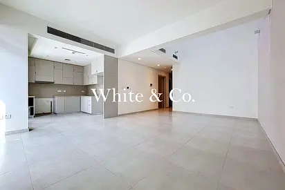 Skylight feature | Vacant | Unfurnished |