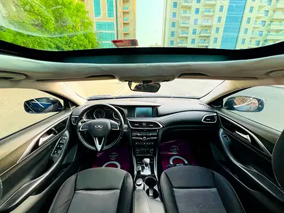 2018 Infiniti Q30 照片 11