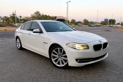 صورة 7 لـ 2011 BMW 5-SERIES