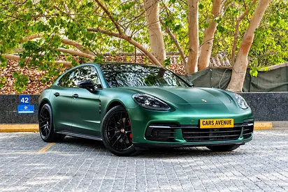 2020 Porsche PANAMERA 照片 2