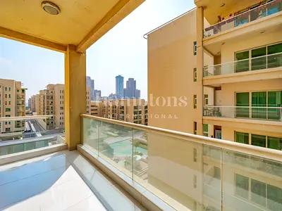 Corner Unit | Great Condition | Community View