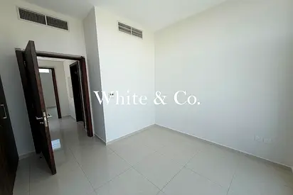 Spacious 5 Bed | G+2 | Near Pool and Park