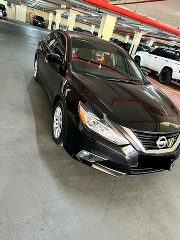 Nissan Altima S 2018 American Specs Clean Condition
