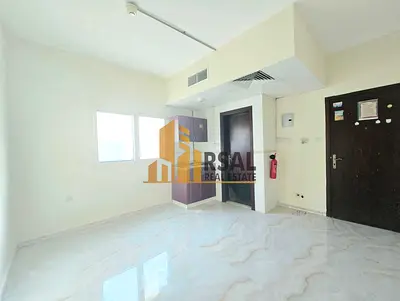 Specious Studio/Open Kitchen/Family Building/Near Safari Mall
