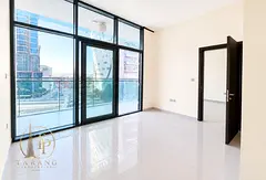 Vacant | Close to metro | Canal View