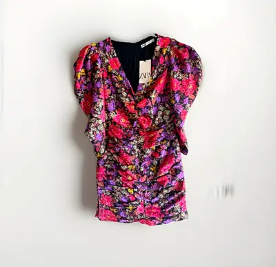 BRAND NEW ZARA Multicoloured Floral Satin Ruched V-Neck Mini Dress Puff Sleeve Size L RRP 190 AED