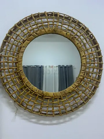 Round Woven Rattan Wall Mirror - Natural Decorative Mirror