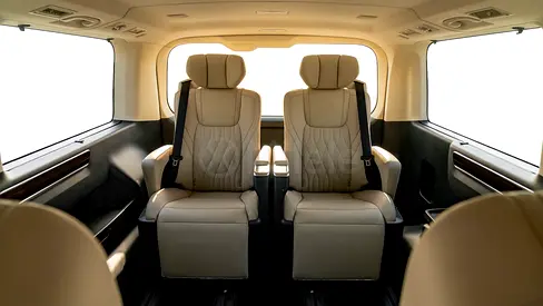 صورة 14 لـ 2026 Toyota GRANVIA