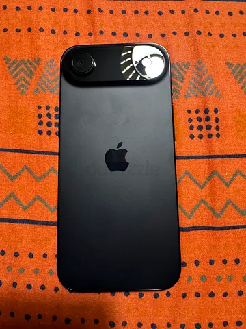 Apple iPhone Air- black color with warranty 256Gb