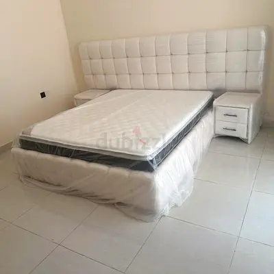 Selling high quality bed with side table and with mattress brand new