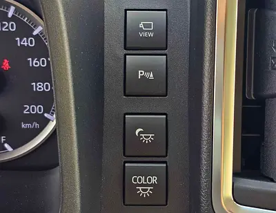 صورة 6 لـ 2026 Toyota GRANVIA