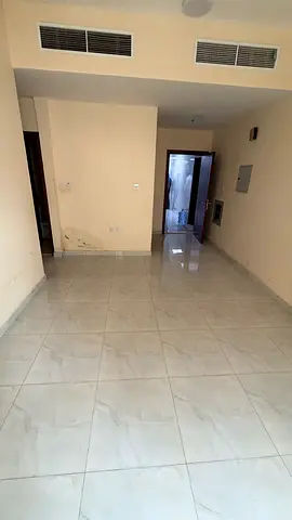 31,000 درهم سنوي | شقة غرفة وصالة للإيجار في الليوارا 2 – عجمان | بجوار بنك أبوظبي التجاري