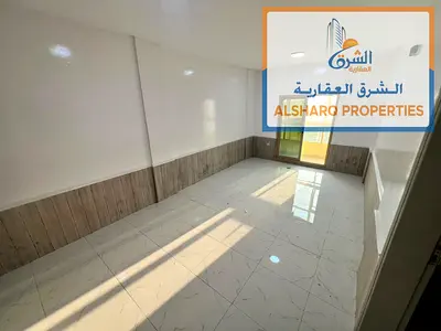 3 غرف وصالة غرفة ماستر 3 حمام 2 بلكونة بإطلالة مفتوحة ممر بمساحة كبيرة
