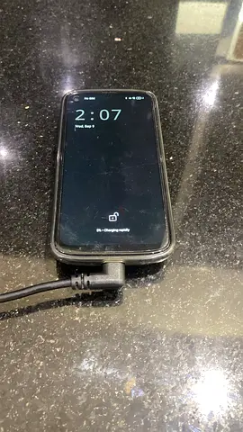 Unihertz Jelly Max 5g (with running band acessory)