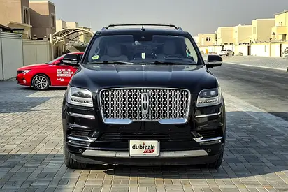 صورة 2 لـ 2019 Lincoln NAVIGATOR