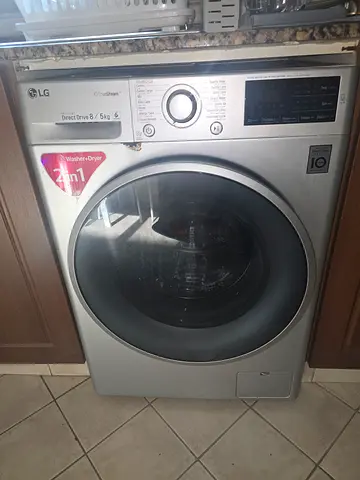 LG Front Load Washer Dryer 8kg/5kg (Discharge pump issue)