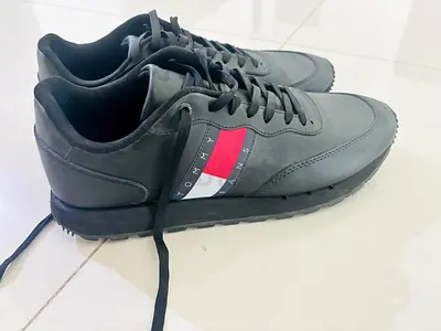 Tommy Black Men Shoes