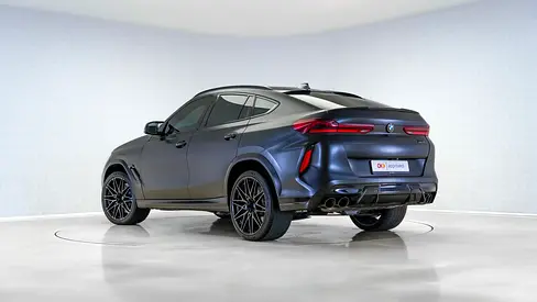 2021 BMW X6 photo 2