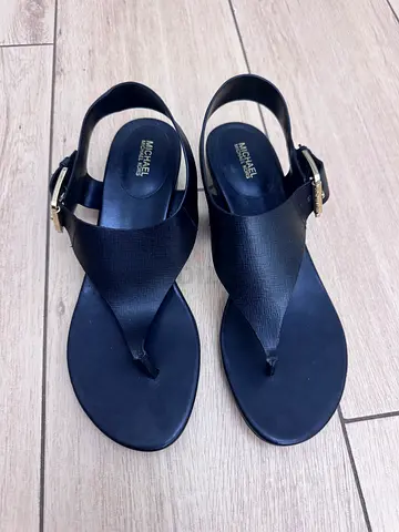Women’s Original Sandals – Brand New – size 38