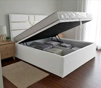 Brand new King size Hydrolic Storage bed Available
