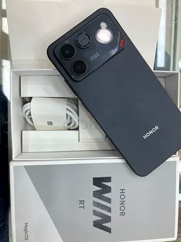 Honor WIN RT smartphone with box and charger - good condition