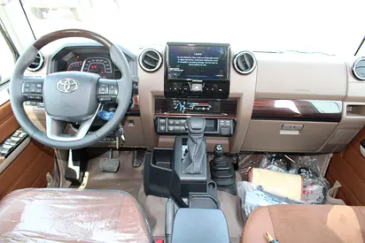 صورة 14 لـ 2026 Toyota LAND CRUISER 70 SERIES