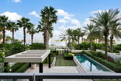 Ultimate Trophy 4BR Garden Suite with Private Pool