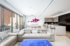 Unique duplex | Full marina view | Upgraded