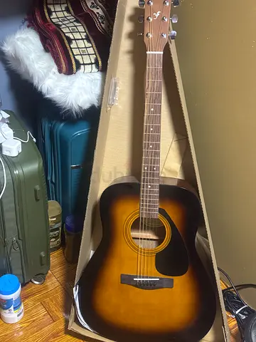 Sunburst Acoustic Guitar - Brand New Condition, Ready to Play