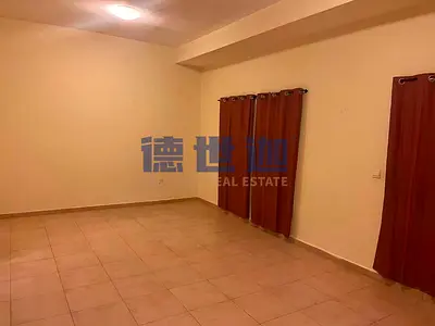 Enclosed Kitchen | Well-Maintained | Vacant