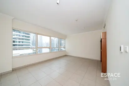 Chiller Free | Stunning Marina View | Vacant Now