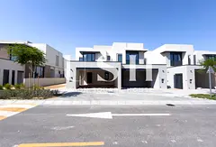 Middle Unit | Modern Design | Premium