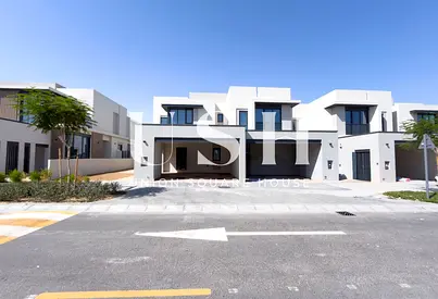 Middle Unit | Modern Design | Premium