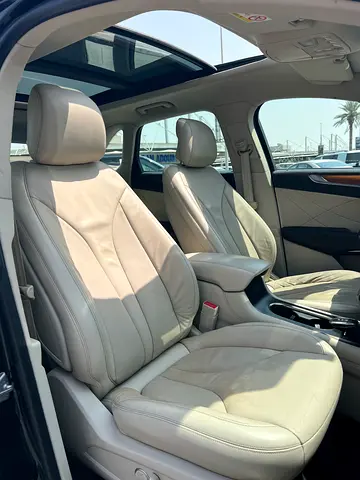 صورة 14 لـ 2019 Lincoln MKC