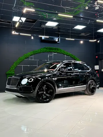 Bentley Bentayga Gcc V8 All Services History Agency