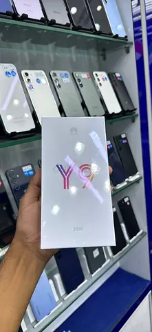 Huwai y9